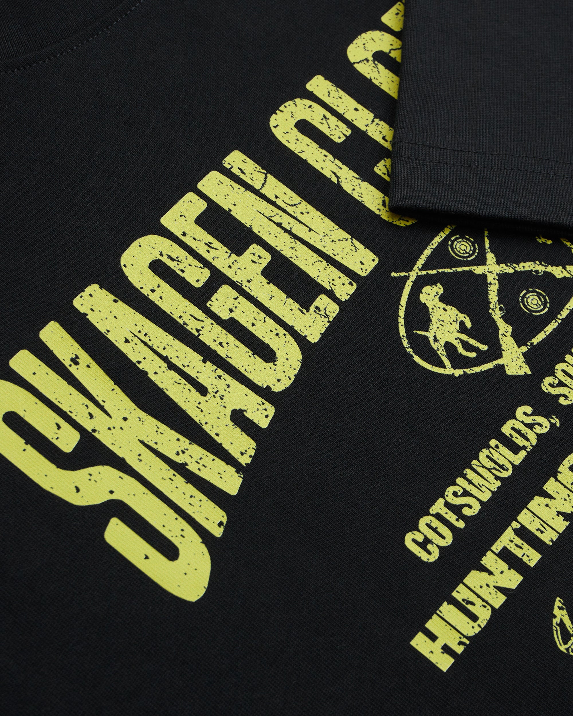 Graphic T-Shirt 'Vintage Hunter Club' Black